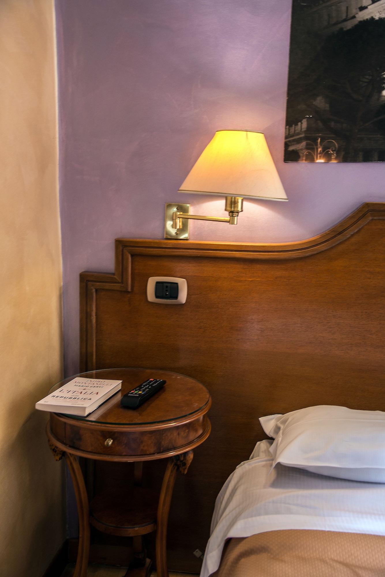 Hotel Kent Ρώμη Εξωτερικό φωτογραφία