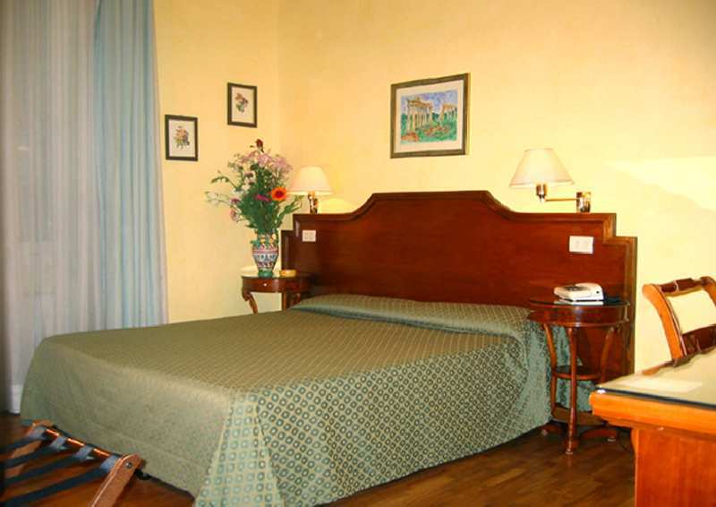 Hotel Kent Ρώμη Εξωτερικό φωτογραφία